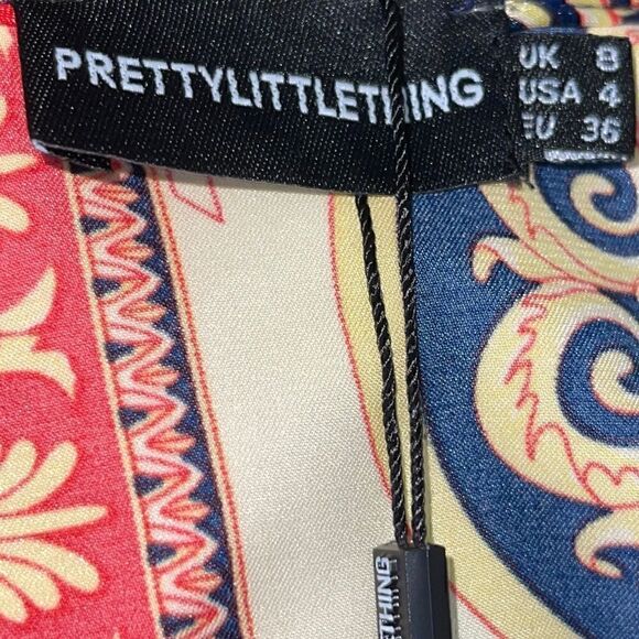 Pretty little thing Top Womens Small Front tie short sleeves Blouse - Picture 7 of 10